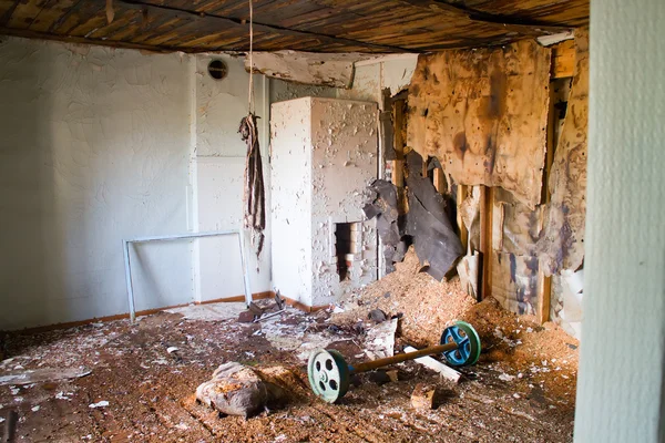 Destruida casa habitación ruinas — Foto de Stock