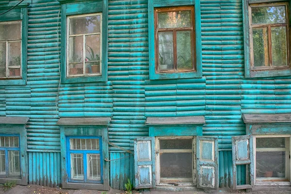 Houten Raamluiken Oud Landhuis Gesneden Raam Siberië Altai Raamniveau Met — Stockfoto