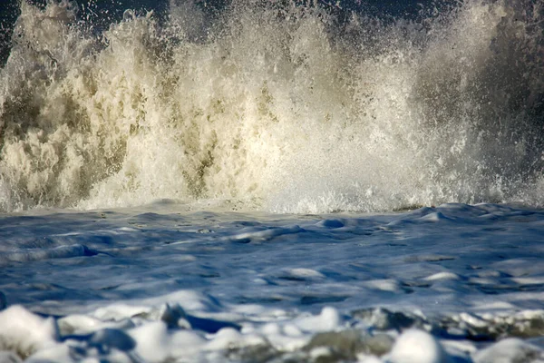 Zee Rollen Terugtrekken Water Stralen Van Ondergaande Zon Zwarte Zee — Stockfoto