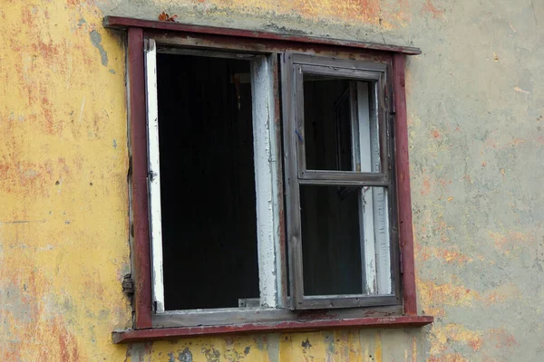 Smutny Stary Opuszczony Zniszczony Dom Stres Strach Pokoju — Zdjęcie stockowe