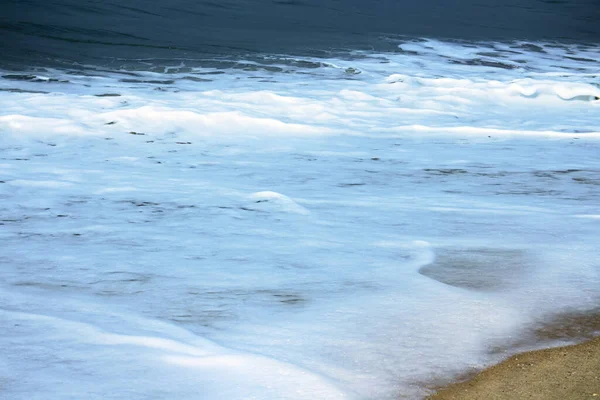 夏天奇异的沙滩喀拉拉拉邦 空旷精致的大海 — 图库照片