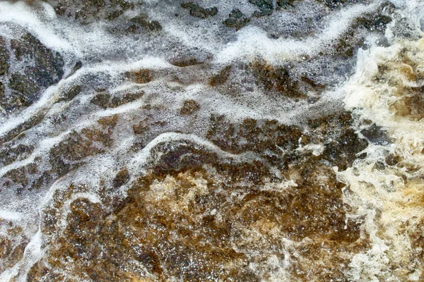 River Splashes Background Reddish Spring Water Full Energy — Stock Photo, Image