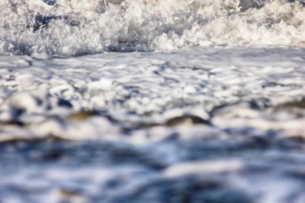 Sea Barely Breathes Surf Weak Clear Water Light Shine Seabed — Stock Photo, Image