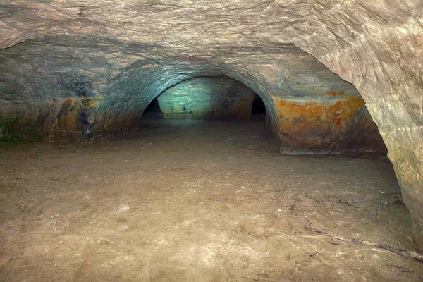 Sztuczna Jaskinia Pod Ziemią — Zdjęcie stockowe