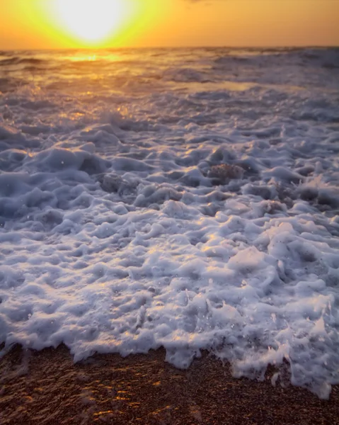 Hermosa puesta de sol en la costa mediterránea —  Fotos de Stock