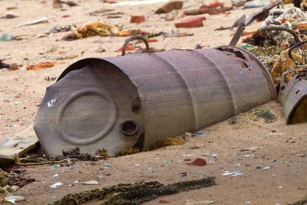 Empty barrels in the Arctic environmental pollution — Stock Photo, Image