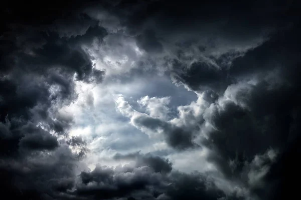 Sombrio Dramático Tempestade Nuvens Área Fundo — Fotografia de Stock