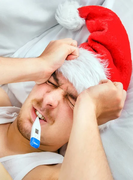 Sick Man Santa Hat Thermometer Bed Feel Headache — Stock Photo, Image