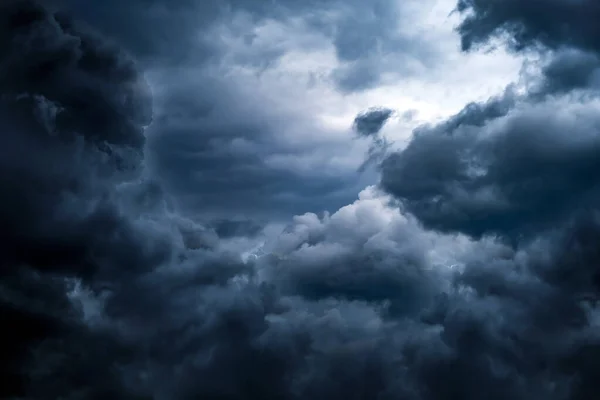 Sombrio Dramático Tempestade Nuvens Área Fundo — Fotografia de Stock