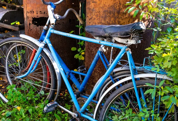 Old Rusty Bicycles Details Outdoor — Stock Photo, Image