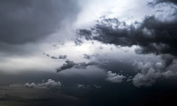 Dramatic Dark Clouds Thunder Storm Rain — Stock Photo, Image