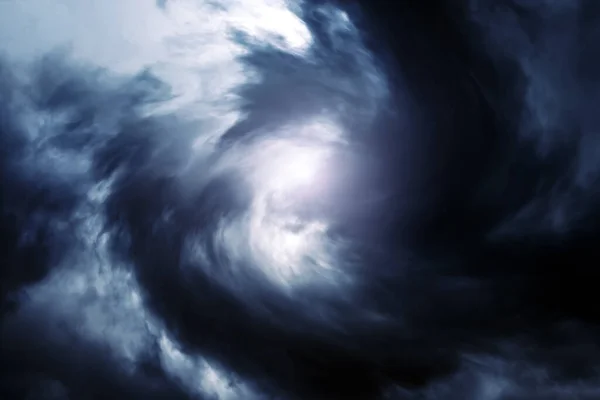 Wazig Wervelwind Donkere Stormwolken — Stockfoto