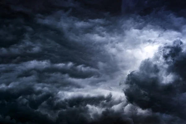 Dramatische Donkere Wolken Voor Onweer Regen — Stockfoto