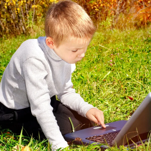 Kid with Laptop — Stock Photo, Image