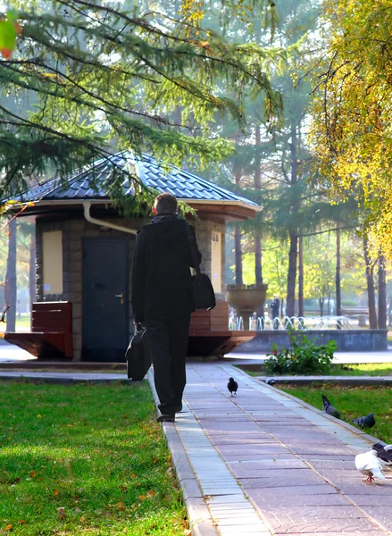 Man lopen buiten — Stockfoto