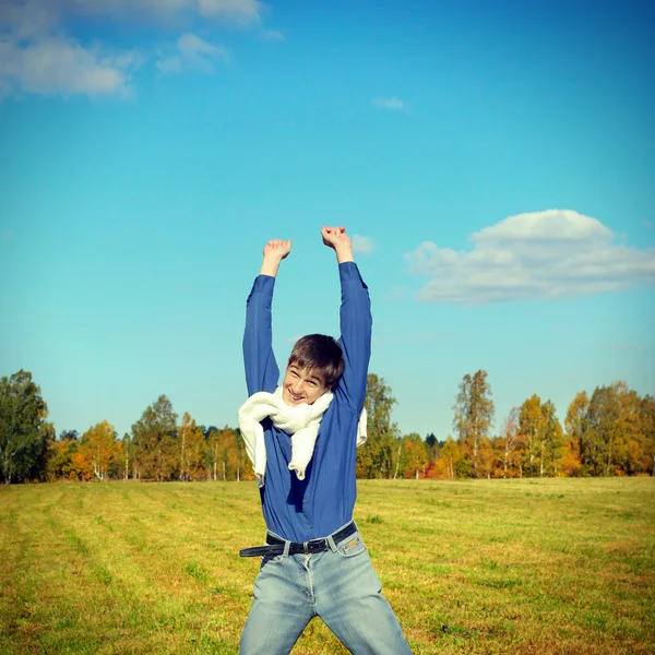 Adolescente feliz ao ar livre — Fotografia de Stock