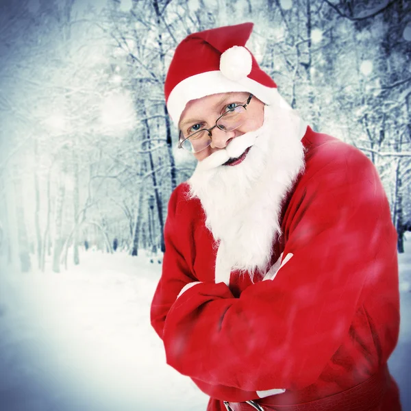 Santa Claus en el bosque de invierno — Foto de Stock