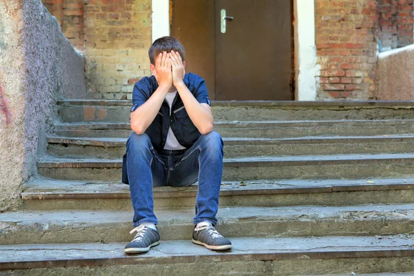 Triste adolescente — Foto de Stock