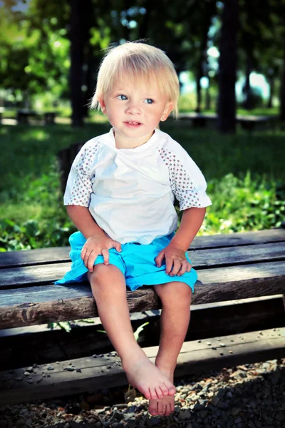 Chlapeček venkovní — Stock fotografie
