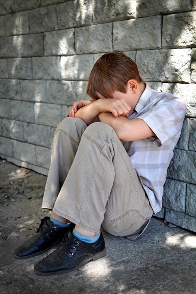 Sad Kid outdoor — Stock Photo, Image