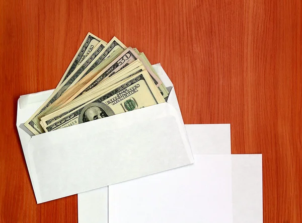 Envelop met een geld — Stockfoto