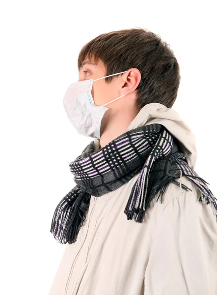 Jeune homme au masque contre la grippe — Photo