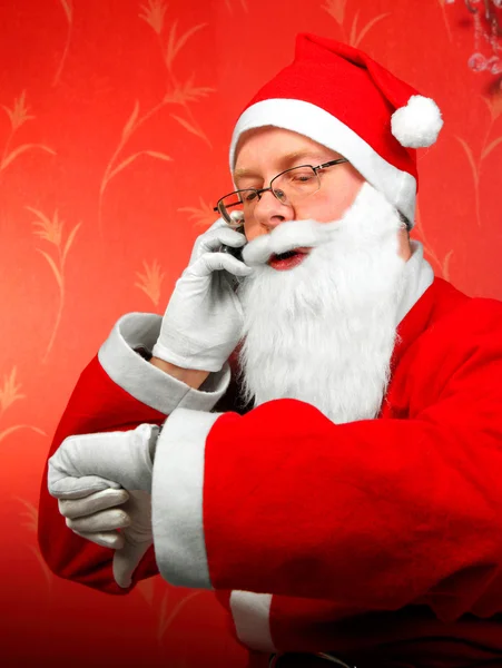 Santa Claus rozmowa przez telefon — Zdjęcie stockowe