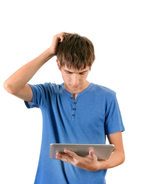 Nadenkend Man met Tablet PC — Stockfoto