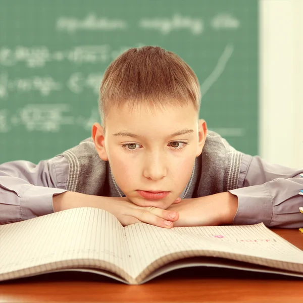 Triste e entediado Schoolboy — Fotografia de Stock