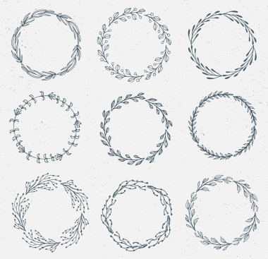 Vektör içinde yapılan çizilmiş suluboya çiçekli çerçeve kümesi