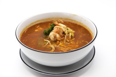 Lezzetli taze baharatlı Tay çorba Tay gıda Tom yam kung veya Tom yum.