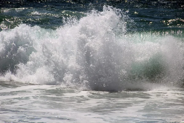 大西洋、海の波を蒸し. — ストック写真