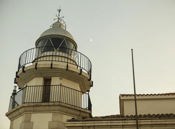 Antiguo faro en España Peniscola . — Foto de Stock