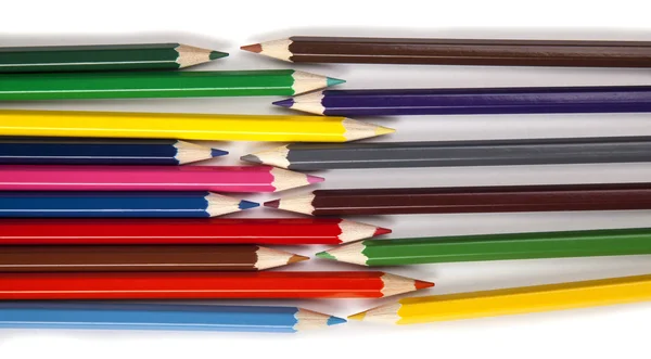 Кольорові олівці ізольовані на білому тлі крупним планом Стокове Зображення