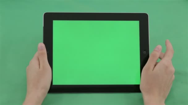 Tablet Touchscreen gestos com teclas chroma . — Vídeo de Stock