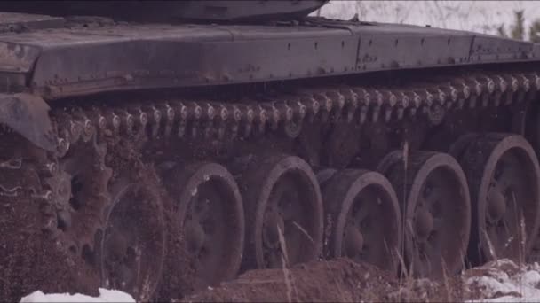 Podwozie czołgu. zwolnionym tempie. — Wideo stockowe