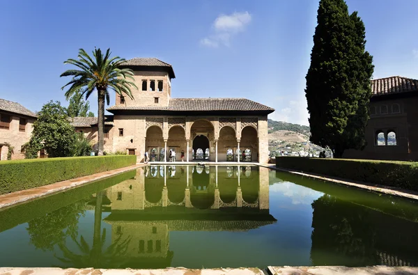 Alhambra-palatset av den Partal — Stockfoto