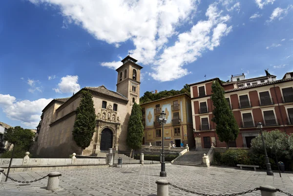 Granada-kerk van Sint-Anna en Saint-Gil — Stockfoto