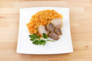 Kırmızı Mercimek Güveç