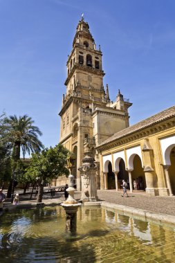 Cordoba Katedrali çan kulesi