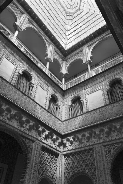 Sevilla Alcázar Patio de las Munecas — Foto de Stock