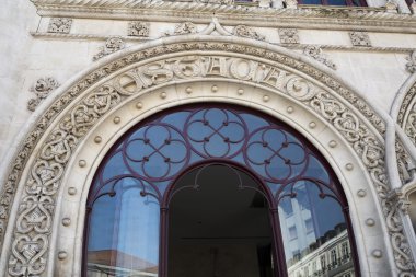 Lizbon Rossio tren istasyonu