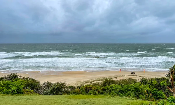 Günışığı Sahili Queensland Avustralya Çok Rüzgarlı Yağmurlu Bir Günde Sörf — Stok fotoğraf