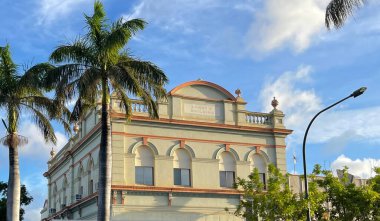Londys Binası, Bundaberg, Queensland, Avustralya 'nın ticari kalbinde tarihi bir bina.