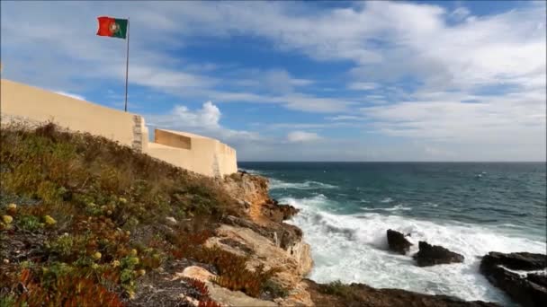 La fortaleza y el océano — Vídeo de stock