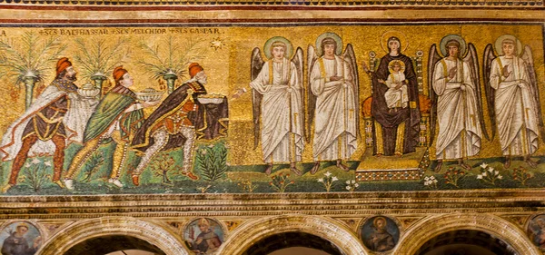 Ravenna mozaiki Saint Apollinare Nuovo — Zdjęcie stockowe