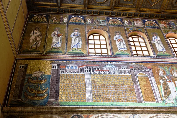 Ravenna mozaiki Saint Apollinare Nuovo — Zdjęcie stockowe