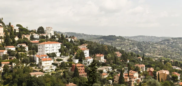 Panoramiczny widok z miasta grasse w południowej Francji — Zdjęcie stockowe