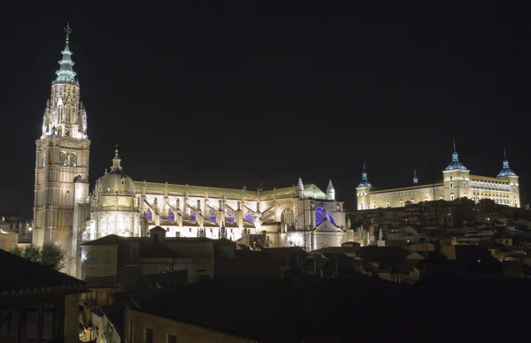Catedral y Alcázar de Toledo —  Fotos de Stock