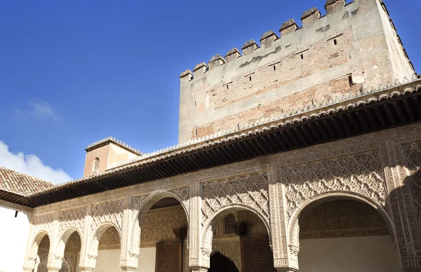 A mirtuszpálinka déli Portico Alhambra bíróság — Stock Fotó